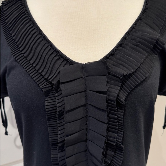 GAP Black Ruffled Blouse, size M - Picture 2 of 8